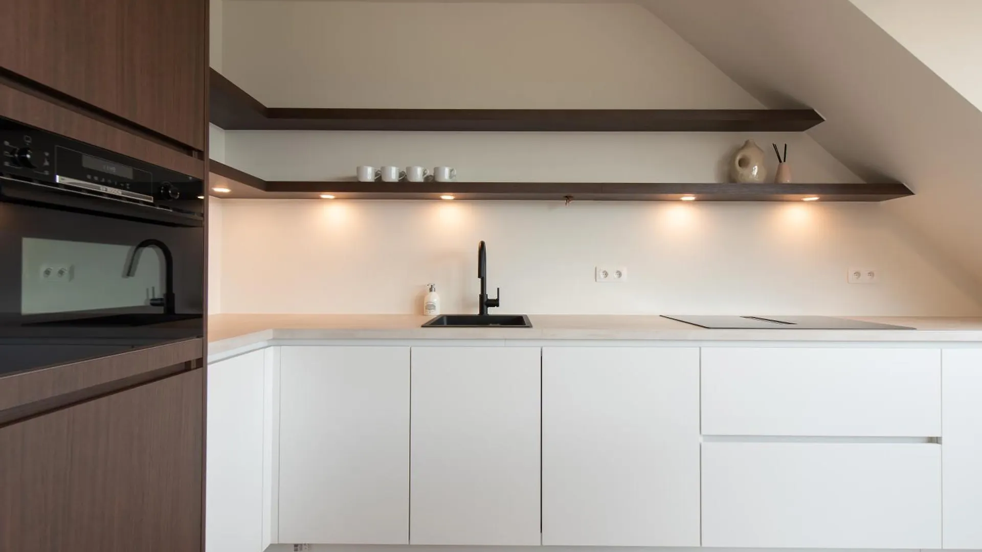 Cozy Seaside Apartment 오스텐드